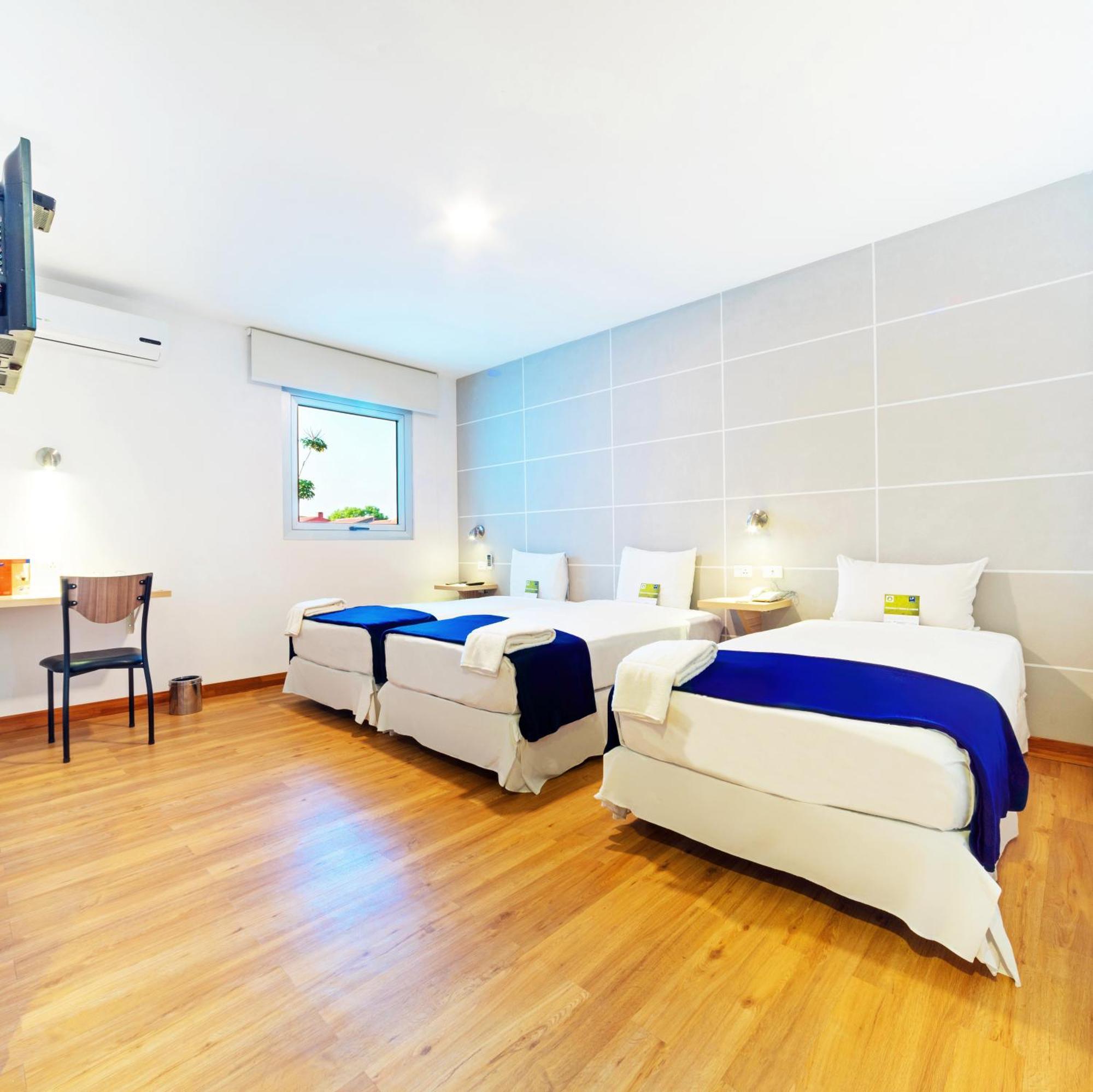 Lp Equipetrol Hotel ซานตาครูซเดอลาเซียร์รา ภายนอก รูปภาพ